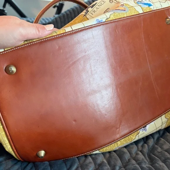 Travel by Sharif Vintage World Map Leather Trim Duffel Weekender Bag - Picture 11 of 11